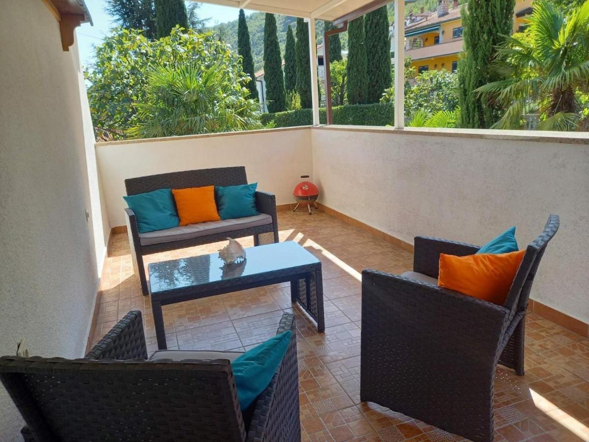 Apartments Lorinda Mošćenička Draga الغرفة الصورة